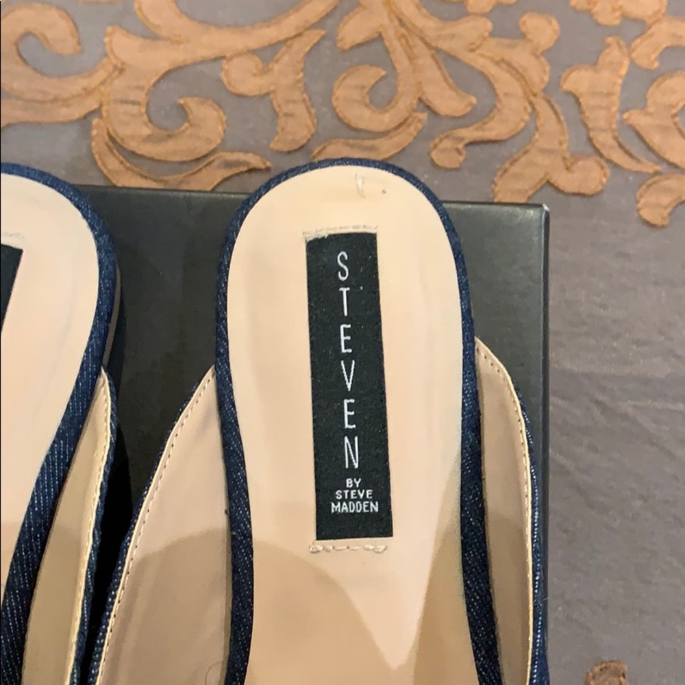 Denim embroidered slides W-10 Steve Madden Auth. - Picture 3 of 8